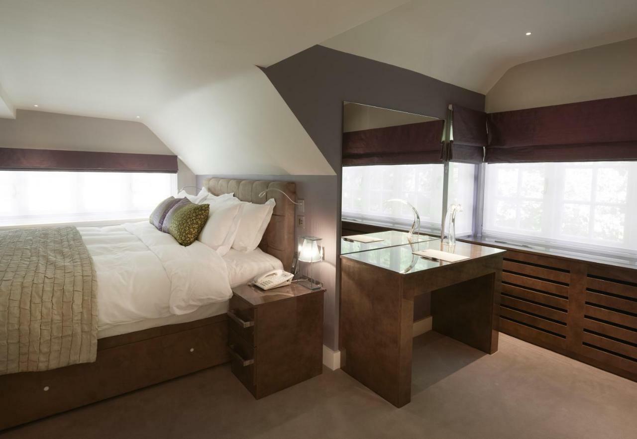 The Dog And Badger Bed & Breakfast Marlow  Exterior photo